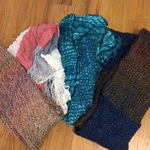 Assorted Circle Scarves 💕💕